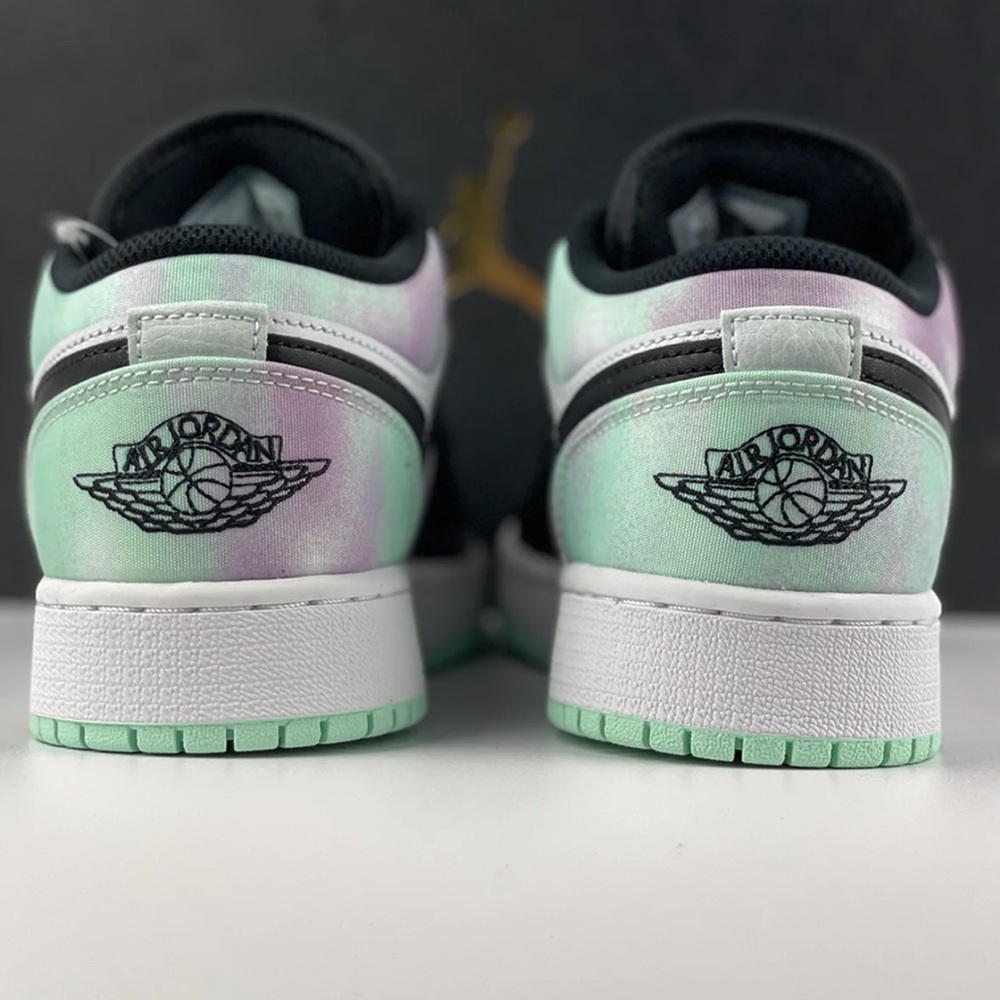 Air Jordan 1’s Low - Tye Dye - Never Worn!